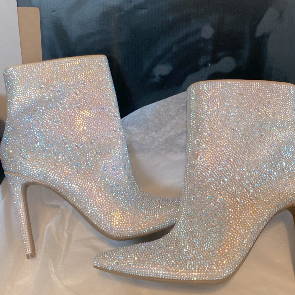 NIB [INC International Concepts] Reisa 6 Pointed Sparkle Ankle Boots Women’s 5.0 - Picture 5 of 15